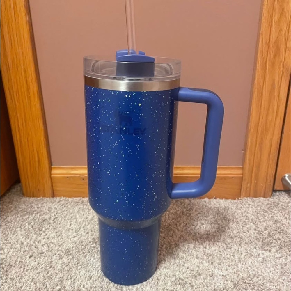 Stanley 40 oz Tumbler Cup in Iris Speckle